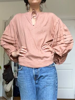 NWT BANANA REPUBLIC Rose Puff-Sleeve Peasant Tie-Neck Top